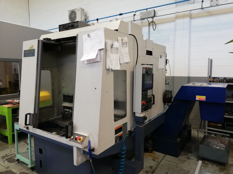 Mori Seiki V400